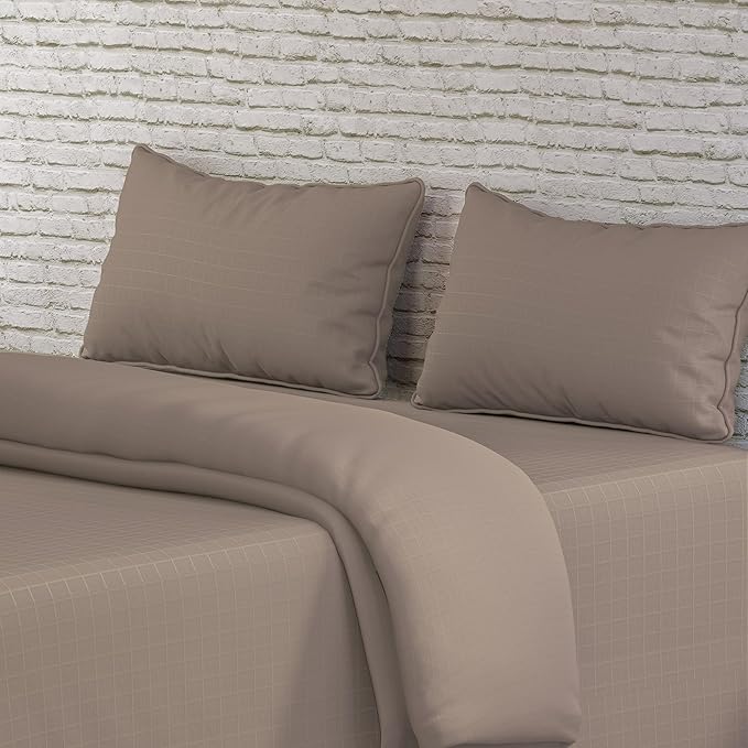 Smokey Window Checked Bedsheet with Pillow Cover