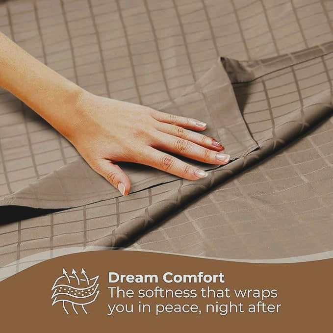 Mocha Window Checked Bedsheet with Pillow Cover