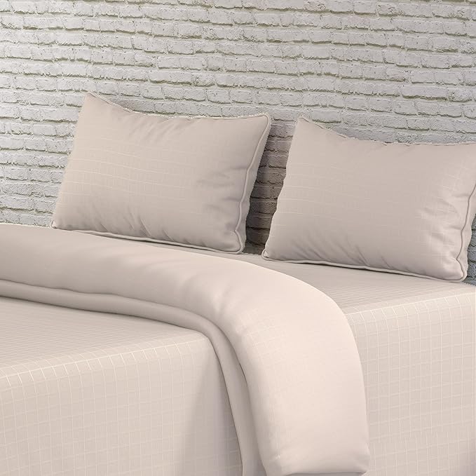 Pearl Window Checked Bedsheet with Pillow Cover