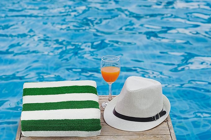 Vyaamo Pool Towel